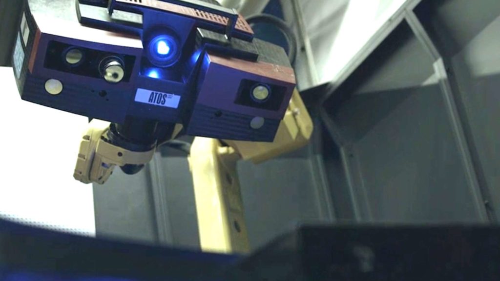 GOM Atos 3D scanner by a robotic arm with blue structured-light projector
